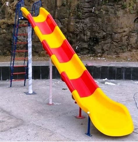 Yellow And Red Base Fibreglass Outdoor FRP Playground Slides For