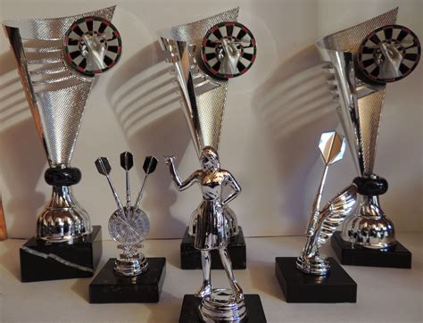 Dart Pokal Komplettset Pokale Darts 6tlg Inkl Gravur Mit 3D Emblem EBay