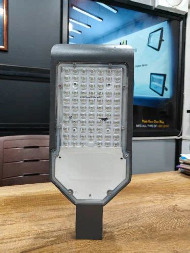 Pure White Isi W Led Street Light Lens Model Glass At Rs Piece