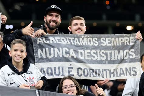 Corinthians Garante Vaga Nas Oitavas Da Copa Do Brasil Cuca Anuncia