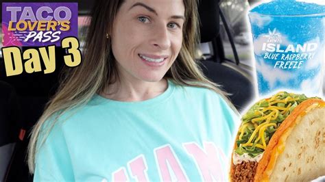 Taco Bell Mukbang Taco Lover S Pass Day 3 Of 30 🌮 Creepy Guy Parks Next To Me Youtube