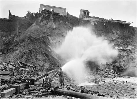 Por Dentro Das Exposi Es Moderna Pelo Avesso Fotografia E Cidade