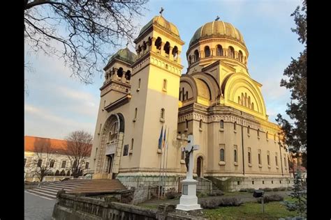 Hram La Biserica Sfin Ii Arhangheli Protopopiatul Greco Catolic