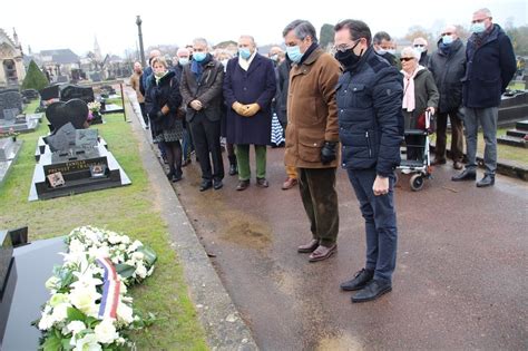 Sabl Sur Sarthe Fran Ois Fillon Et Les Proches De Jo L Le Theule Se