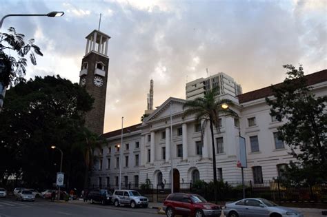 Nairobi Tour City Hall | World-Adventurer