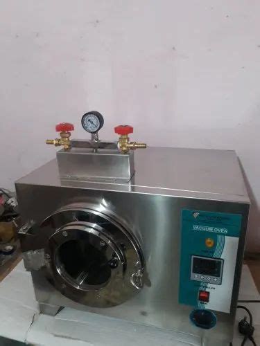 Vacuum Oven Round Gmp Model At Rs Bhayandar Id