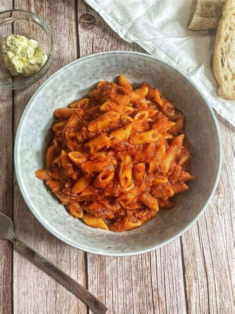 Tuna Pasta Recipe With Spicy Tomato Sauce Spice And Life