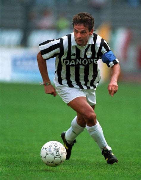 Calciofication Roberto Baggio Best Football Players Football Players