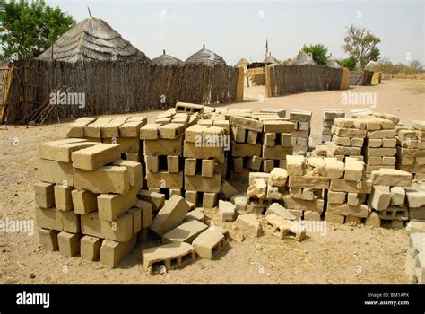 Africa Brick Bricks Hi Res Stock Photography And Images Alamy