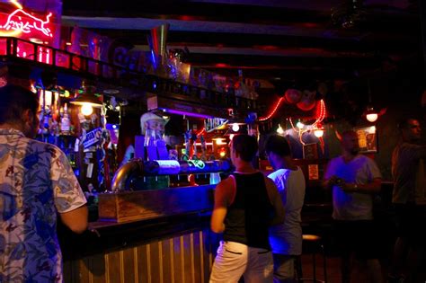 13 Florence Bars You Havent Heard Of But Should Miss Adventures