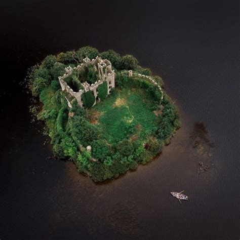 McDermott's Castle: Like Something From A Disney Film (History+Photos)