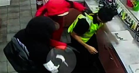 Cctv Captures Knife Wielding Men Robbing Wollongong Service Station