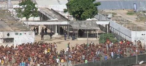 Detentos tentam fugir de presídio do Complexo Prisional do Curado