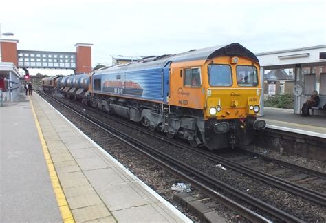 66709 And 66720 Strood GB Railfreight Class 66 Nos 6670 Flickr