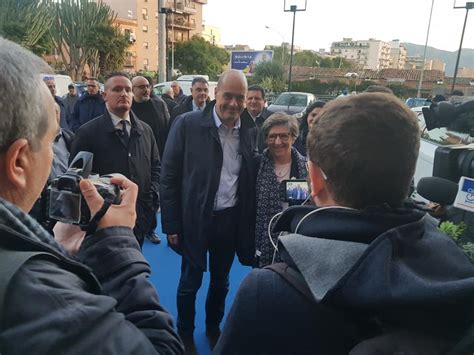 Pd Nicola Zingaretti In Sicilia Per Ricompattare I Suoi Responsabili