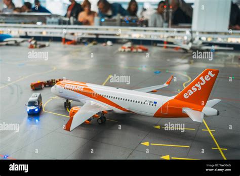 An Easyjet Airbus A Hi Res Stock Photography And Images Alamy