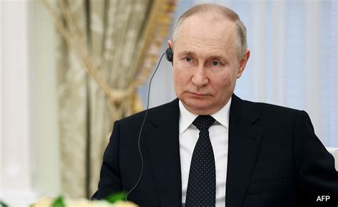 Vladimir Putin Vows ‘response After Ukraines Crimean Bridge Attack