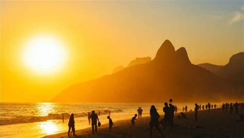 Rio de Janeiro tem o pôr do sol mais bonito do planeta segundo