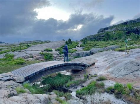 Preikestolen Hike / aka Pulpit Rock - Epic Views ⋆ Expert World Travel