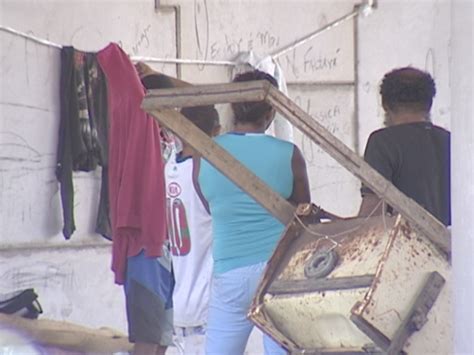 G Popula O Reclama De Moradores De Rua Em Obra De Viaduto No Es