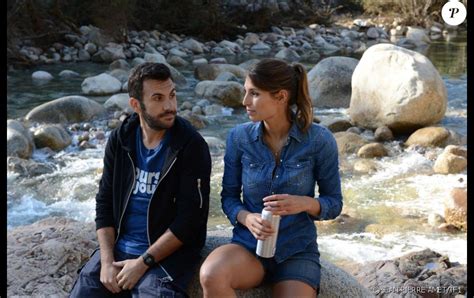 Laury Thilleman Dans Camping Paradis Ici Avec Laurent Ournac Purepeople