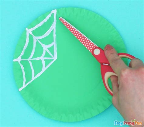 Spider Paper Plate Craft - Easy Peasy and Fun