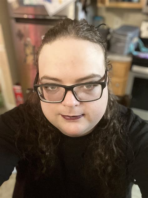 33 And Almost 3 Mo On Hrt Had My Wife Do My Make Up And Daughter My Hair This Was The Only Pic