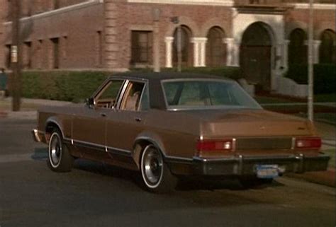 IMCDb.org: 1975 Mercury Monarch in "Starsky and Hutch, 1975-1979"