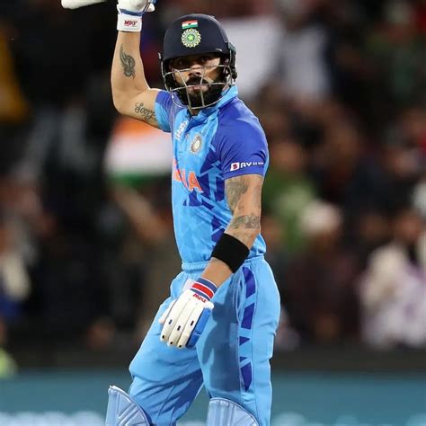 Virat Kohli టీ20 క్రికెట్‌లో కోహ్లీ తుఫాన్ తొలి ప్లేయర్‌గా చరిత్ర