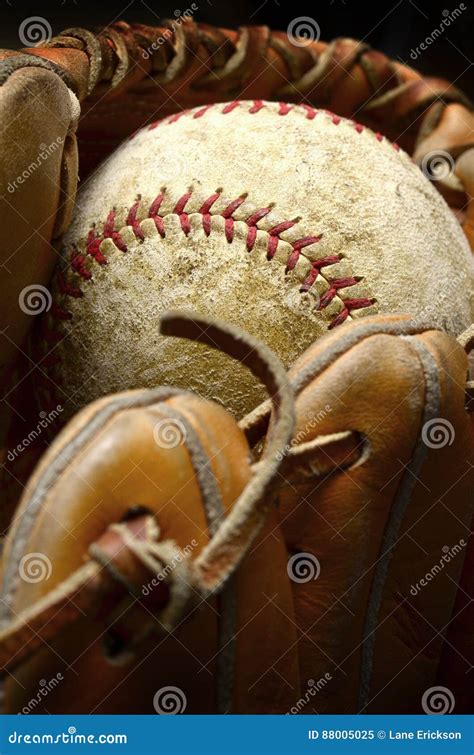 Baseball Mitt And Ball Stock Image Image Of Grunge Equipment 88005025