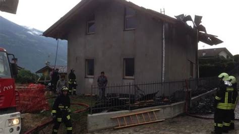 Casalbore Casa In Costruzione In Fiamme Terrore A Santa Lucia Irpino