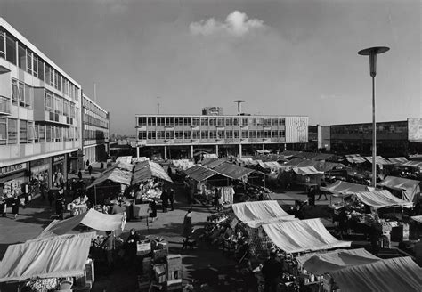 Harlow Town Centre - Harlow Museum & Walled Gardens