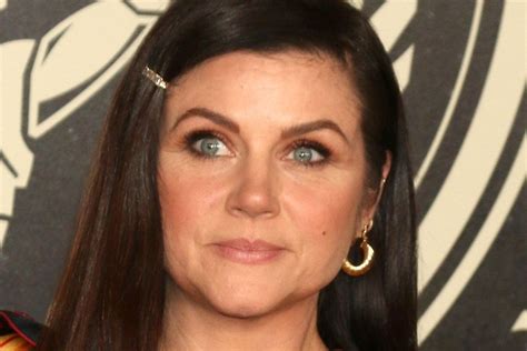 Tiffani Thiessen Schauspielerin Trauert Um Ihren Vater