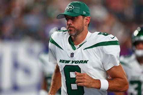 Aaron Rodgers Darkness Retreat Explaining Why The Jets Qb Went Dark