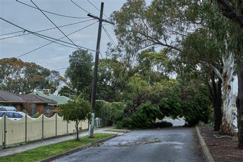 Are we cyclone ready? BOM predicts early start to cyclone season - LGIS - Risk Matters