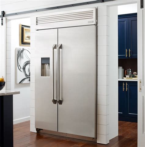 Built-In and Free Standing Refrigerators | Monogram Kitchens | Side by ...