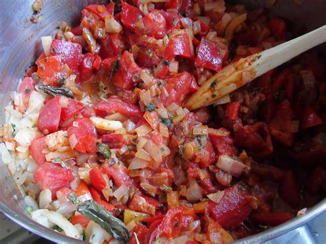 Zsuzsa Is In The Kitchen Pepper Stew From Frozen Tomatoes And Peppers LecsÓ Fagyasztott