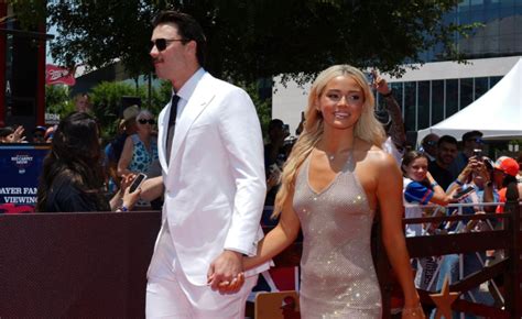 Livvy Dunne Paul Skenes Turn Heads With Mlb All Star Red Carpet Looks