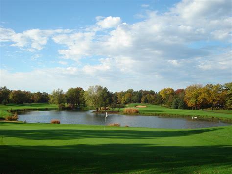 Lake Arrowhead Golf Club: Pines Course - GOLF STAY AND PLAYS