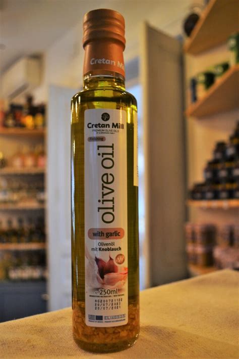 Ulei De Masline Extravirgin Aromatizat Cu Usturoi 250ml Cretan Mill