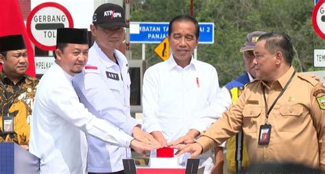 Presiden Jokowi Resmikan 2 Jalan Tol Di Sumatra Utara