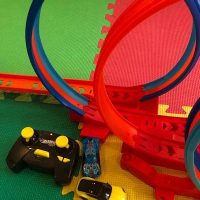 Hot Wheels Ultra Hots Loop Madness Track Set Target Exclusive Target
