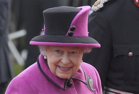 La Reina Isabel Ii Celebra 65 Años En El Trono De Gb Segundo A