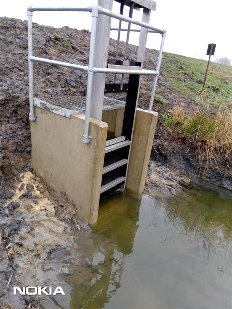 Sluice Gates Regulation Freedrain