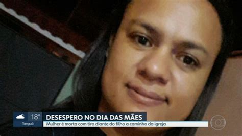 Vídeo Mulher é morta tiro na cabeça no Dia das Mães em São Gonçalo