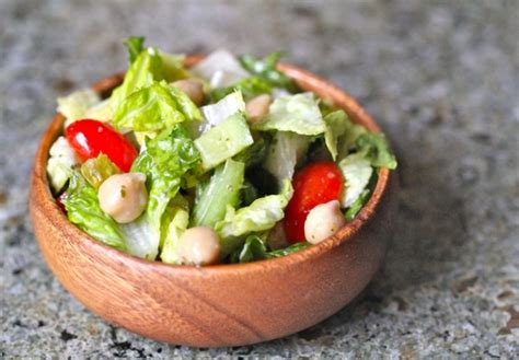 Cantinho Vegetariano Salada De Alface Pepino Tomate Cereja E Gr O De