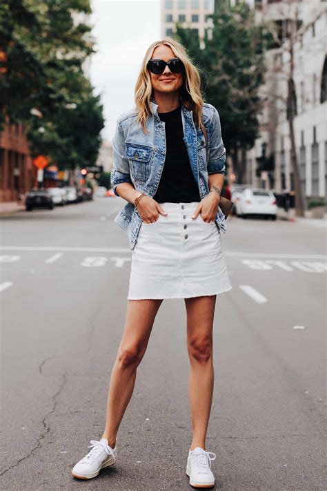 White Jean Skirt Outfit Ideas That Are Minimal Elevated