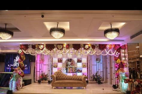 Golden Leaf Noida By Surya Palace Venue Sector 18 Noida