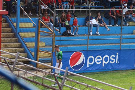 Futboleros On Twitter Min Municipal Antigua Cristian