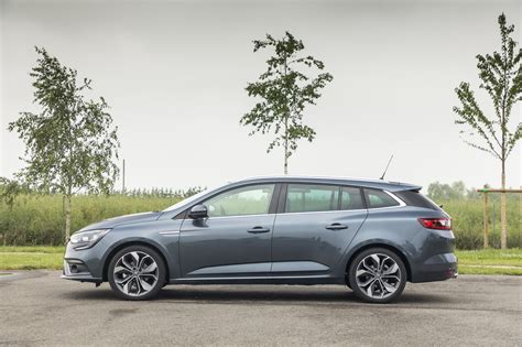 Fiche technique Renault Mégane Estate TCe 140 EDC7